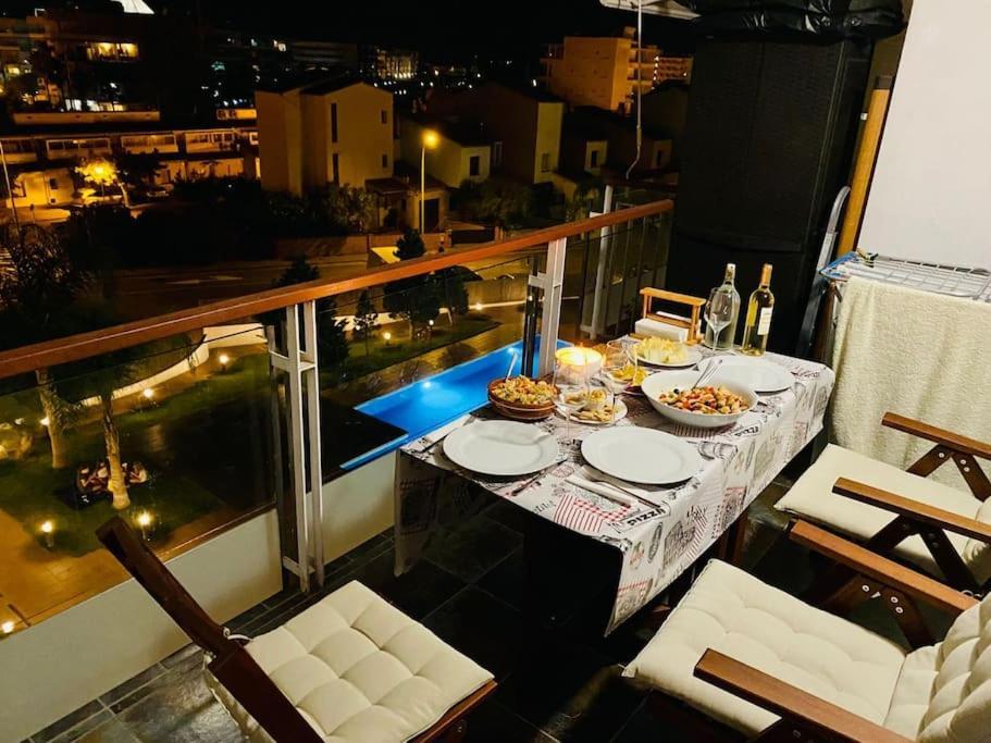 Luminoso Apartamento Con Piscina Росес Екстериор снимка